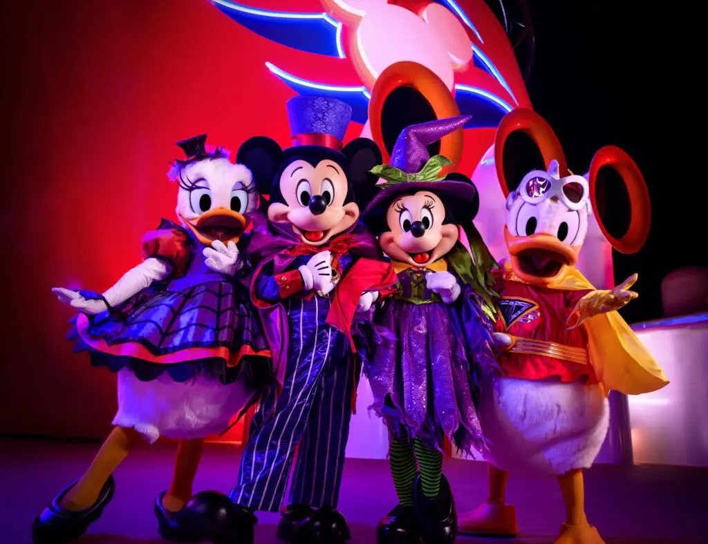 Disney-Cruise-Line-halloween